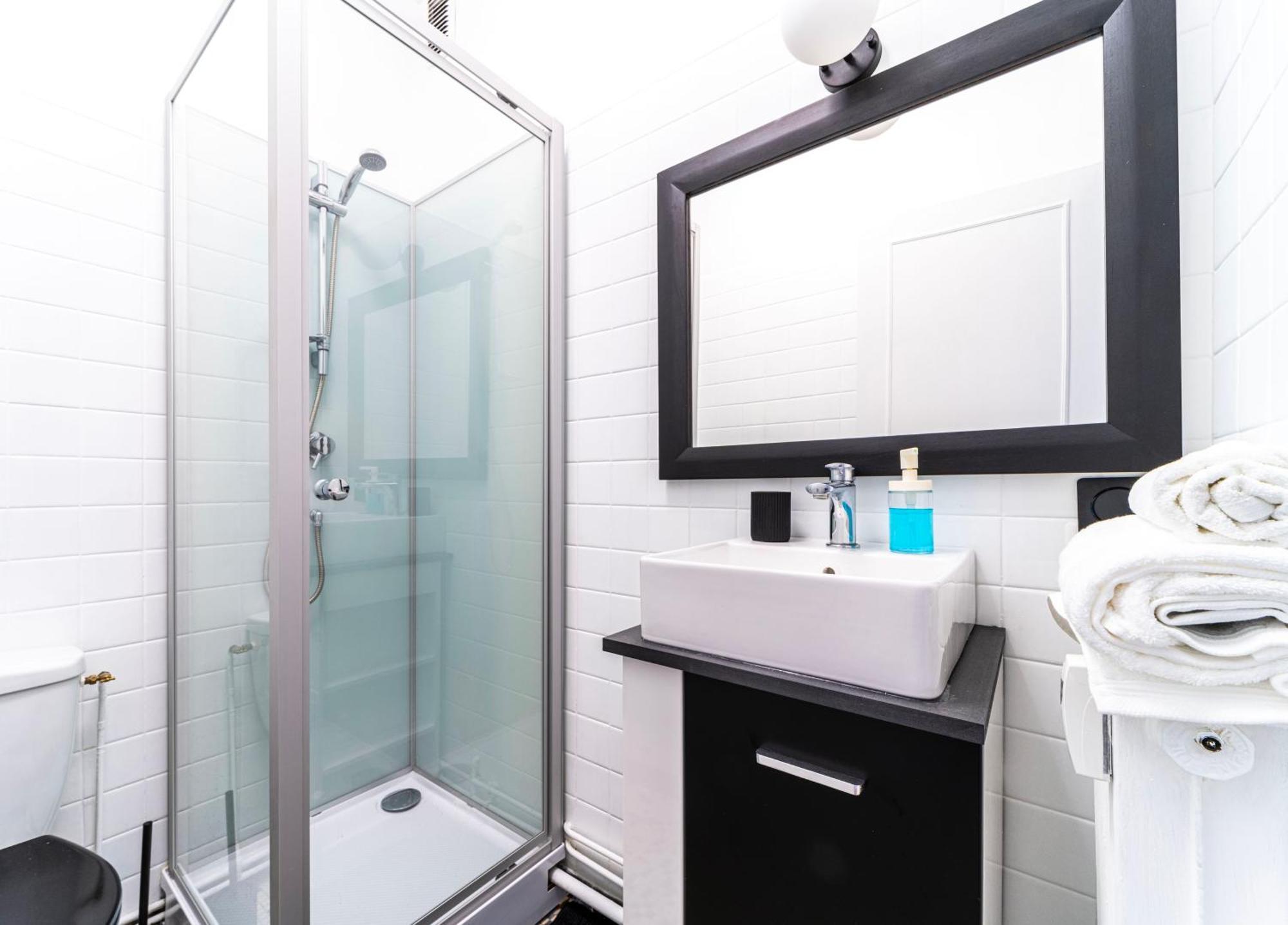 Apartamento Studio Chaleureux Avec Aquarium Marcq-en-Baroeul Exterior foto